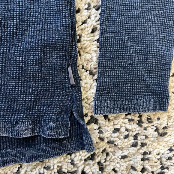 John Varvatos Waffle Henley Navy Blue Distressed Faded Long Sleeve Men’s Large - Picture 6 of 15